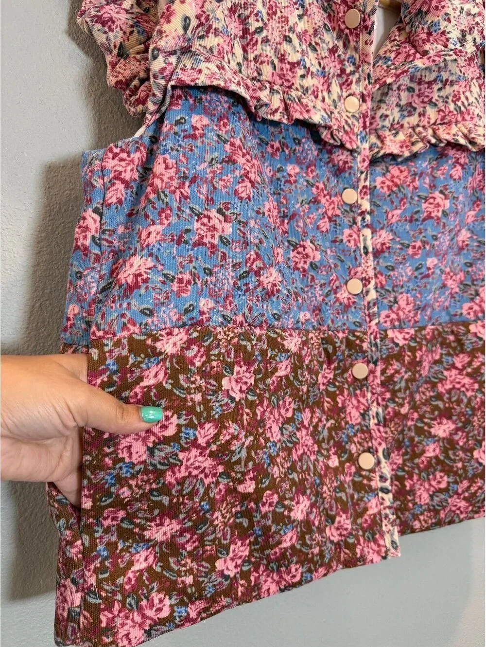 Entro Boutique Floral Color Block Ruffle Vest - Women's Large NWOT